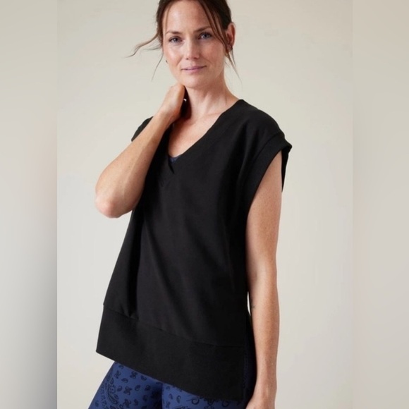 NWT Athleta Retro Terry V-Neck Sweatshirt Black S - Picture 1 of 10